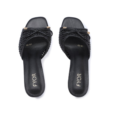 FYOR Box Heel #color_black