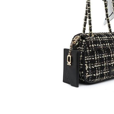 Fyor BD 97 Shoulder Bags #color_black