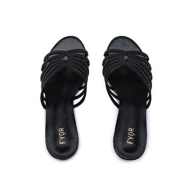 FYOR Box Heel #color_black
