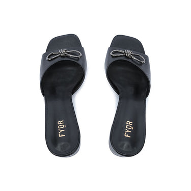 FYOR Box Heel #color_black