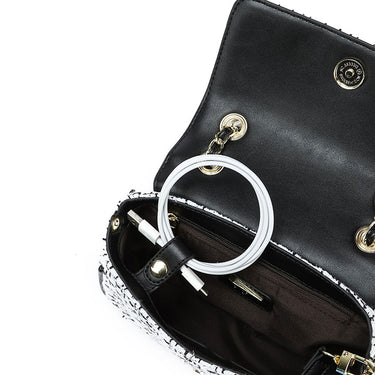 Fyor BD 97 Shoulder Bags #color_white