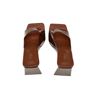 Fyor CMJ 04 Box Heel #color_brown