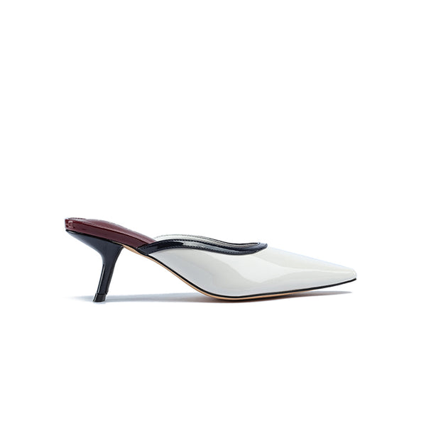 Stylish Two-Tone Pointed Mule AJ 008