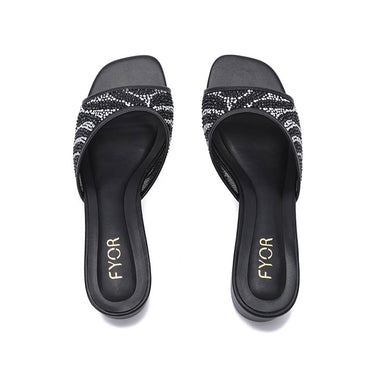 FYOR Box Heel #color_black