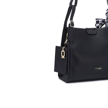FYOR Shoulder Bag #color_black