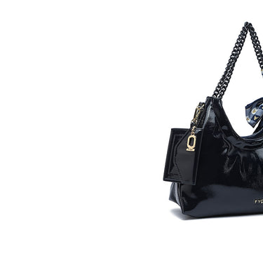 FYOR Shoulder Bag #color_navy-blue