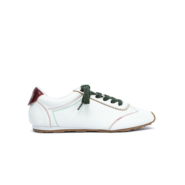 Classic Low-Profile Lace-Up Sneaker CD 030