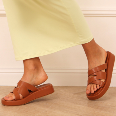 FYOR Flat Sandal #color_brown