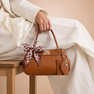 FYOR Shoulder Bag #color_tan