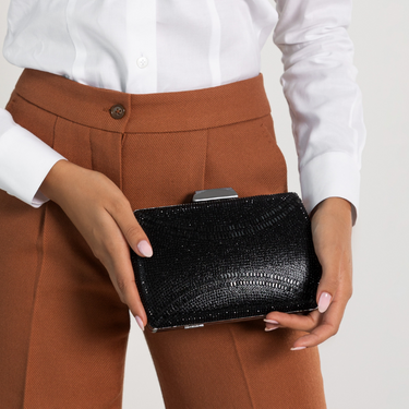 Fyor UB 03 Cross Body Bags #color_black