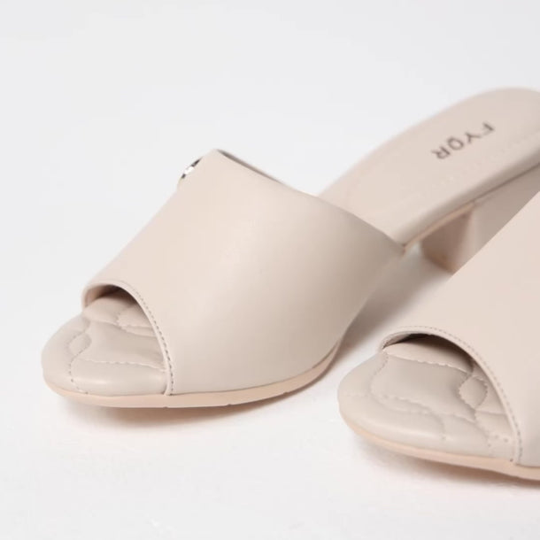 Fyor BRM 019 Comfort Sandal #color_beige