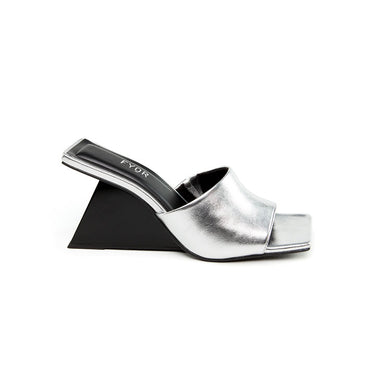 Fyor BDV 064 Wedge Heel #color_silver