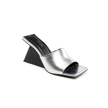Fyor BDV 064 Wedge Heel #color_silver