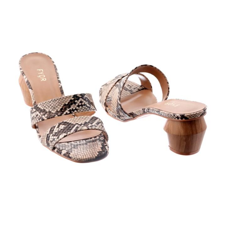 BDV 020 Box Heel Sandal