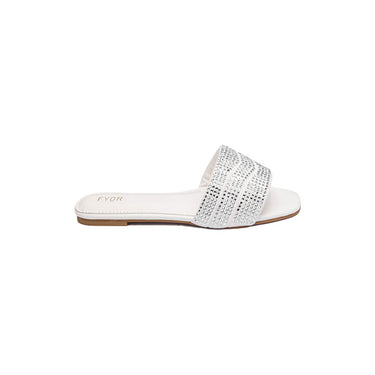 Fyor MY 257 Flat sandal #color_white
