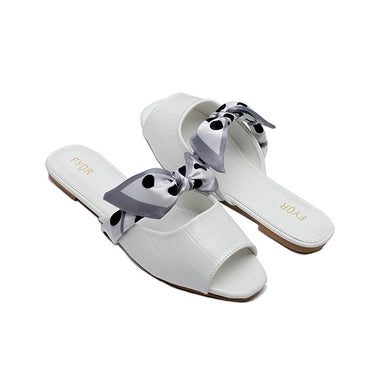 Fyor MY 232 Flat sandal #color_white